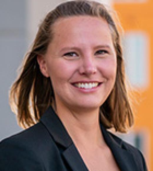 Leslie Nelson Smiling